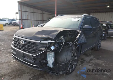 2024 Volkswagen Atlas 2.0T Sel Premium R-Line z USA, uszkodzony, nr VIN 1V2FR2CA9RC601627